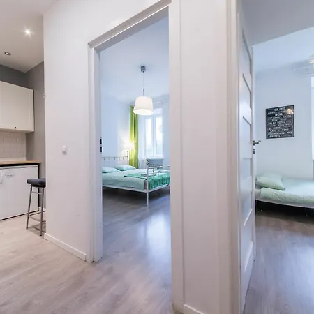Bizzi Luxfavorito Apartment *